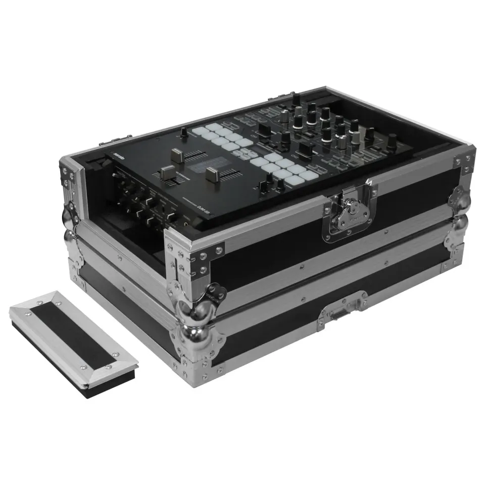 odyssey-flight-zone-flight-case-dj-mixer-10-pouces-extra-deep image 1