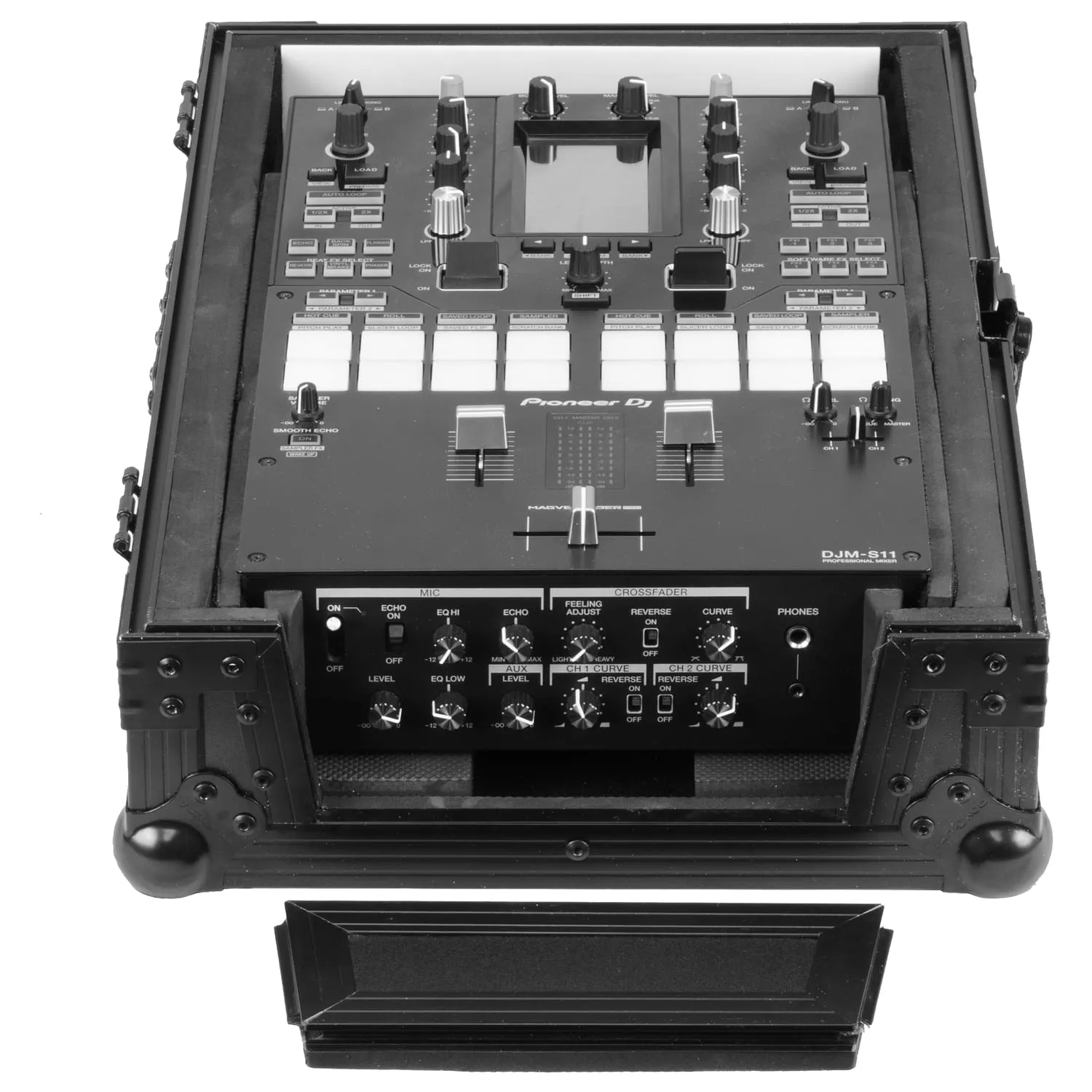 odyssey-black-label-led-flight-case-mixeur-dj-10-11 image 2