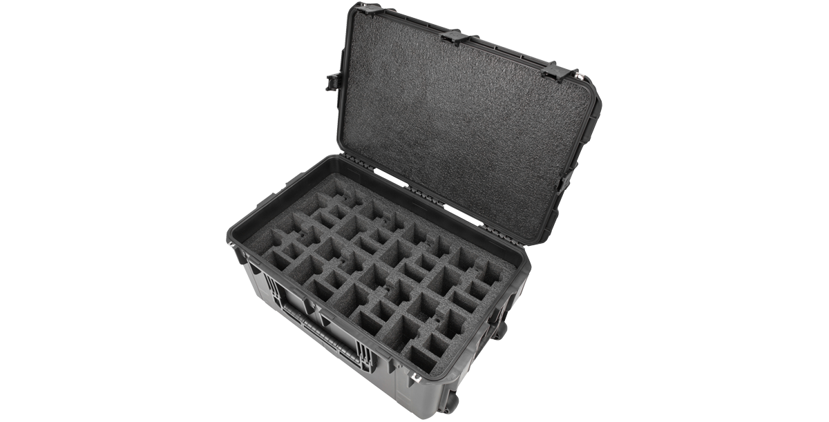 skb-iseries-valise-radio-motorola-apx8000-8-postes-noire image 3