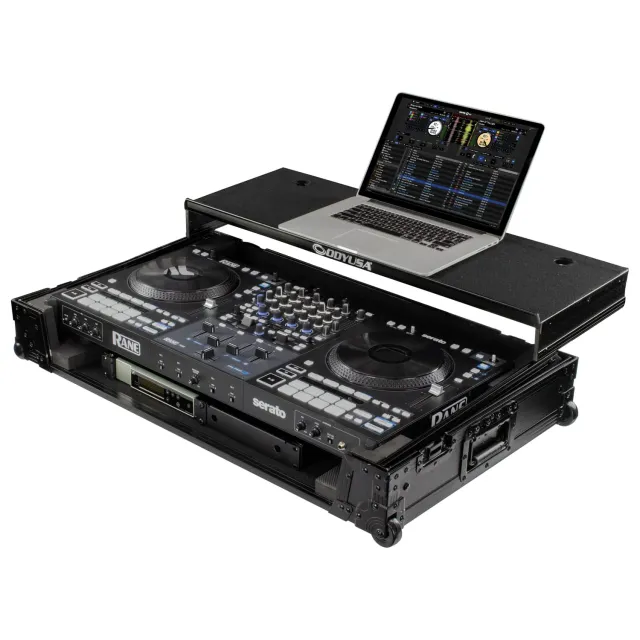 odyssey-industrial-board-rane-four-flight-case-contr-leur-roulettes image 1