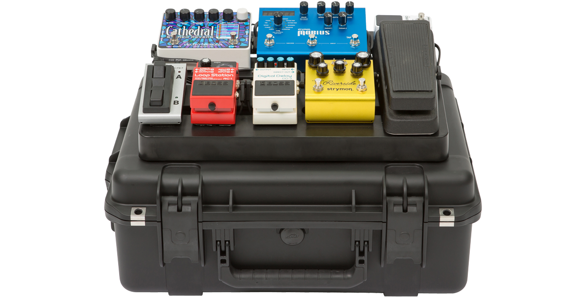 skb-iseries-2015-7-valise-pedalboard-guitare-noire-vide image 3